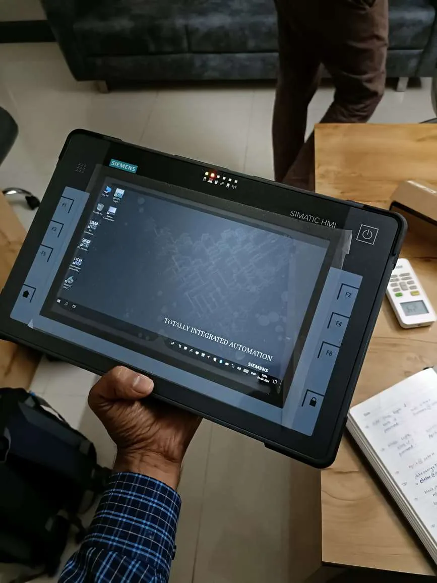 Siemens SIMATIC HMI displaying the pharmaceutical automation system interface